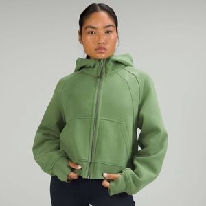 Brand new never worn pistachio green lululemon scuba